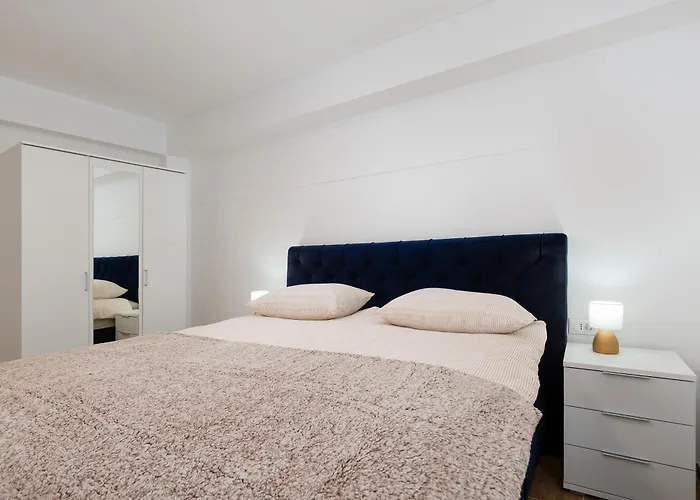 Lacos Apartmán *